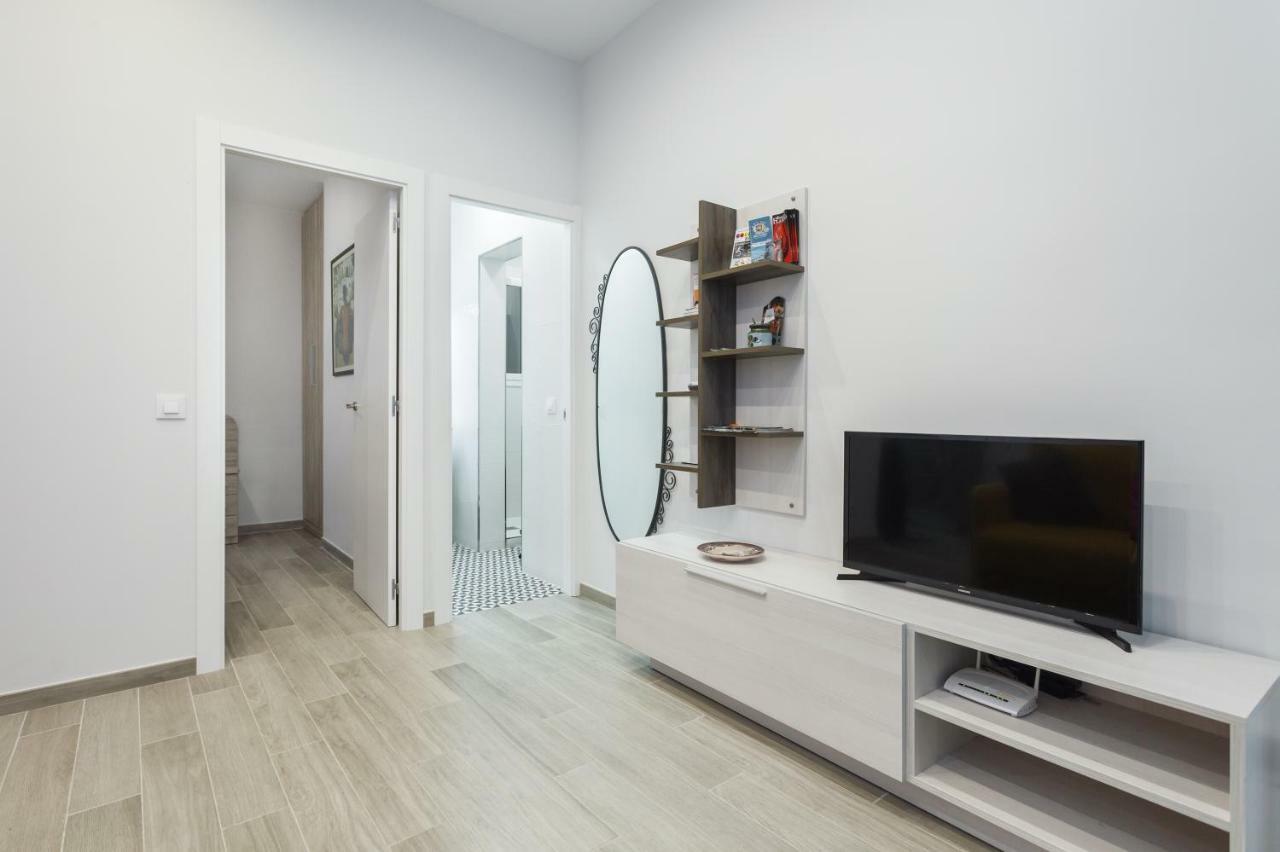 Beautiful Apartment 20 Minutes From City Center L’Hospitalet de Llobregat Zewnętrze zdjęcie