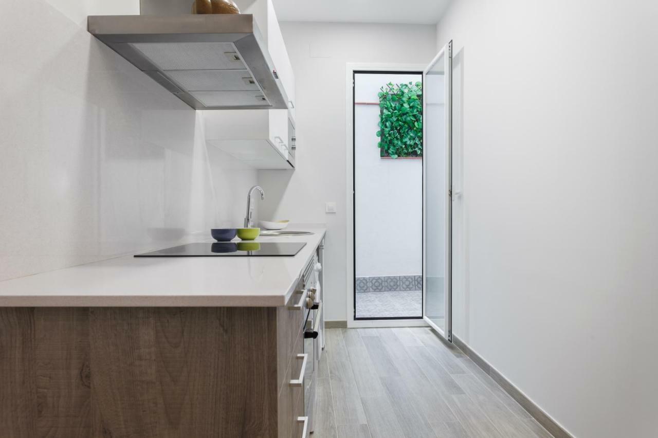 Beautiful Apartment 20 Minutes From City Center L’Hospitalet de Llobregat Zewnętrze zdjęcie